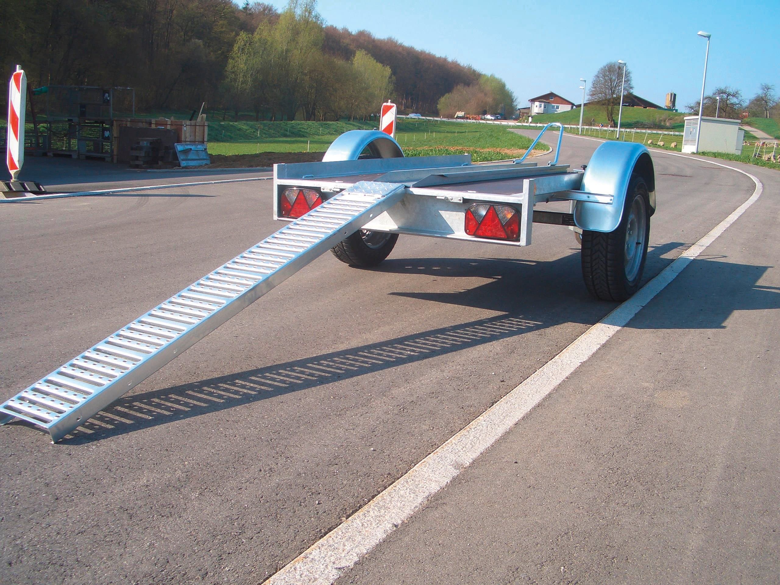 Sprossen-Auffahrschiene - Stahl verzinkt