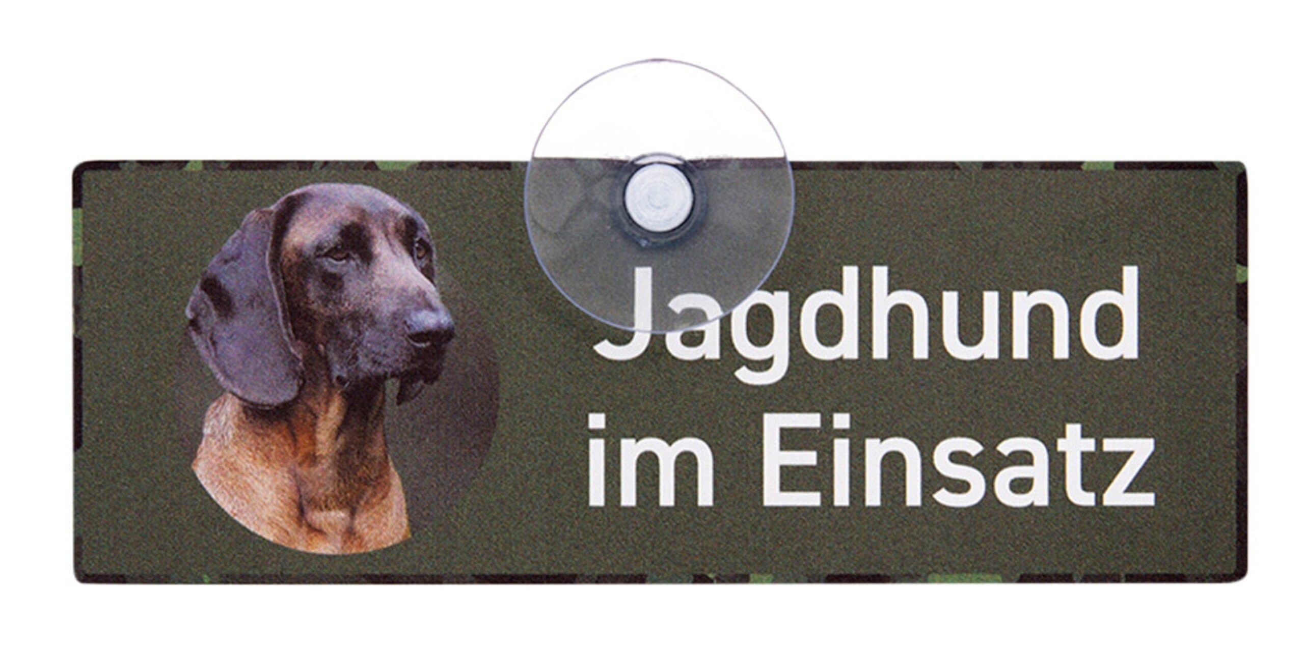 Wilde Hilde Original Autoschild Jagdhund im Einsatz