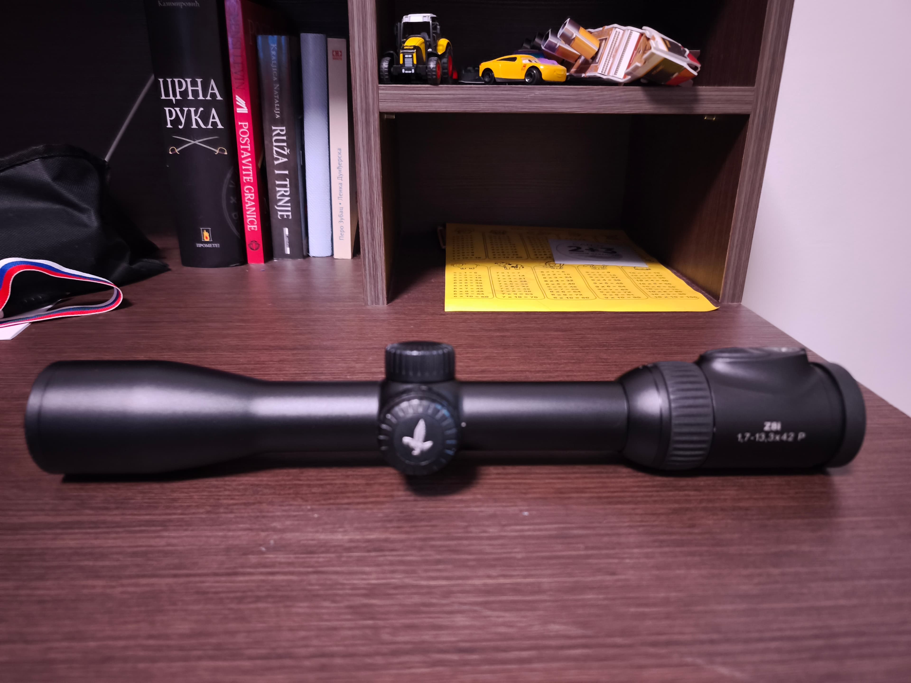 Swarovski z8i 1.7-13.3x42